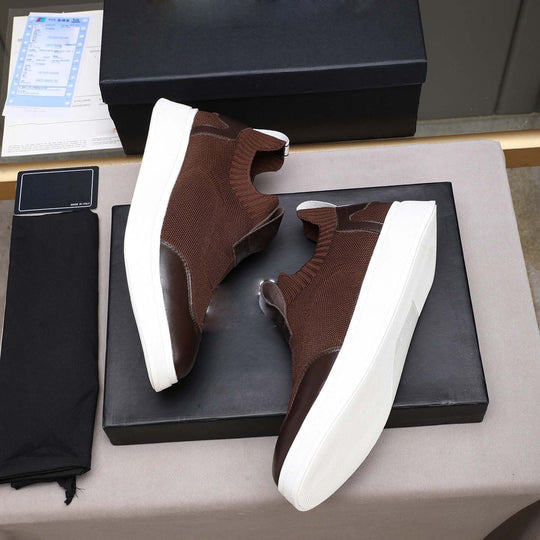 Damen Sportliche Slip-On Sneakers mit atmungsaktiver Strick-Oberfläche und rutschfester Sohle R&B