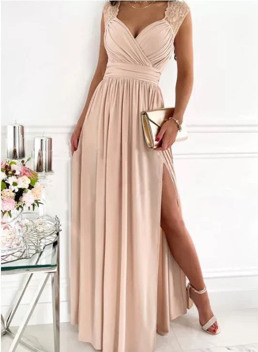 R&B | Damen Abendkleid mit elegantem V-Ausschnitt und Rüschendetails