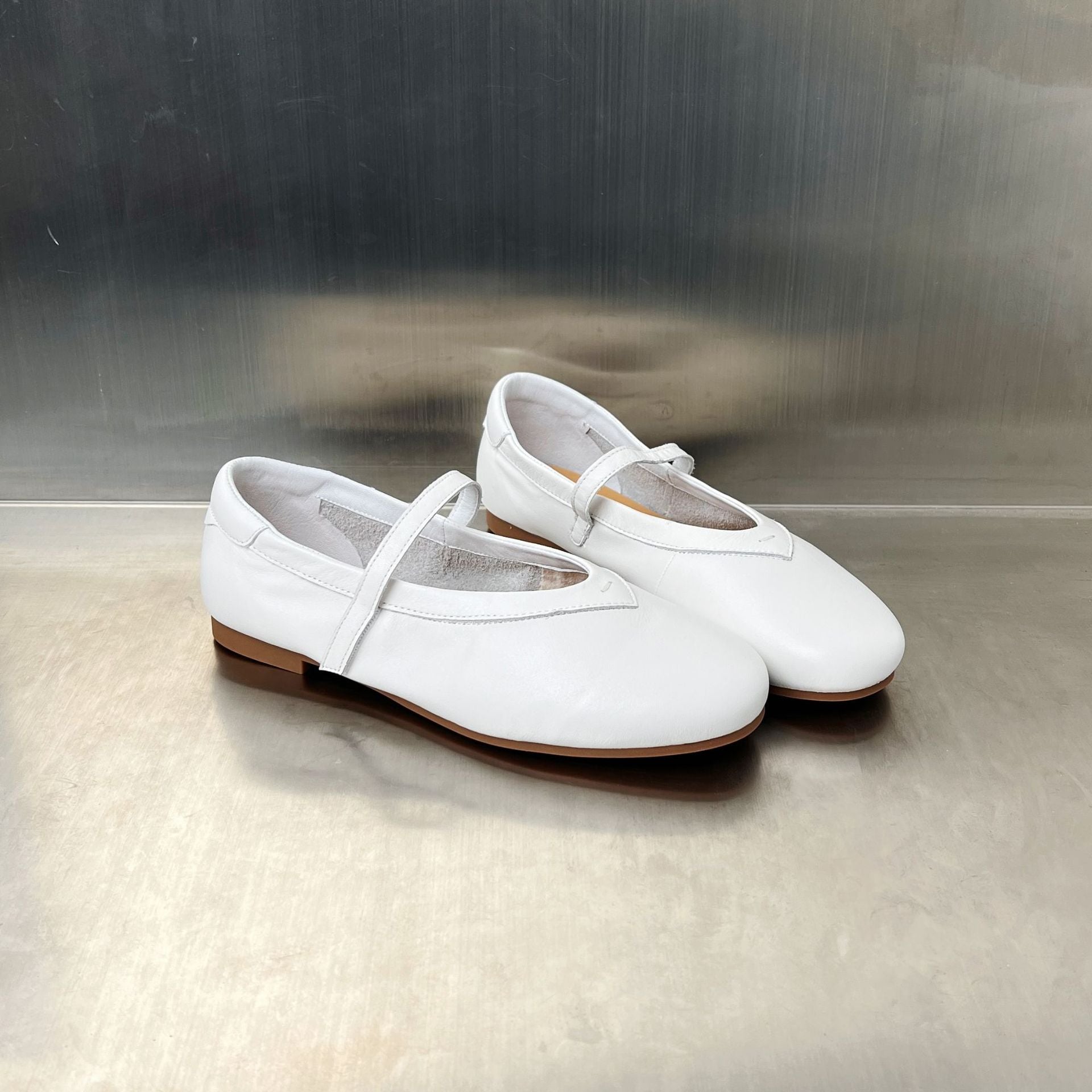 Damen elegante Slipper mit verstellbarem Riemen und weicher Innensohle R&B