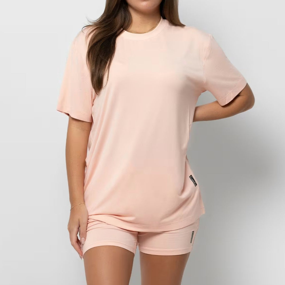 Damen lässiges Set mit oversized T-Shirt und Shorts R&B