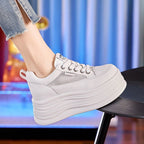 Damen Sportliche Plateausneaker mit atmungsaktiver Obermaterialkombination