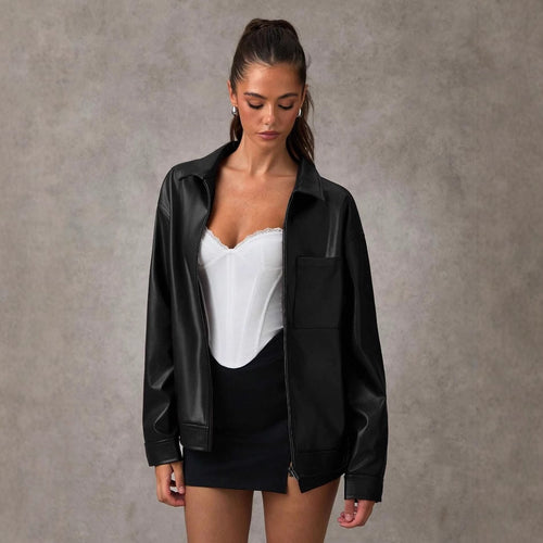 Damen Kunstlederjacke mit oversized Schnitt und praktischer Brusttasche R&B
