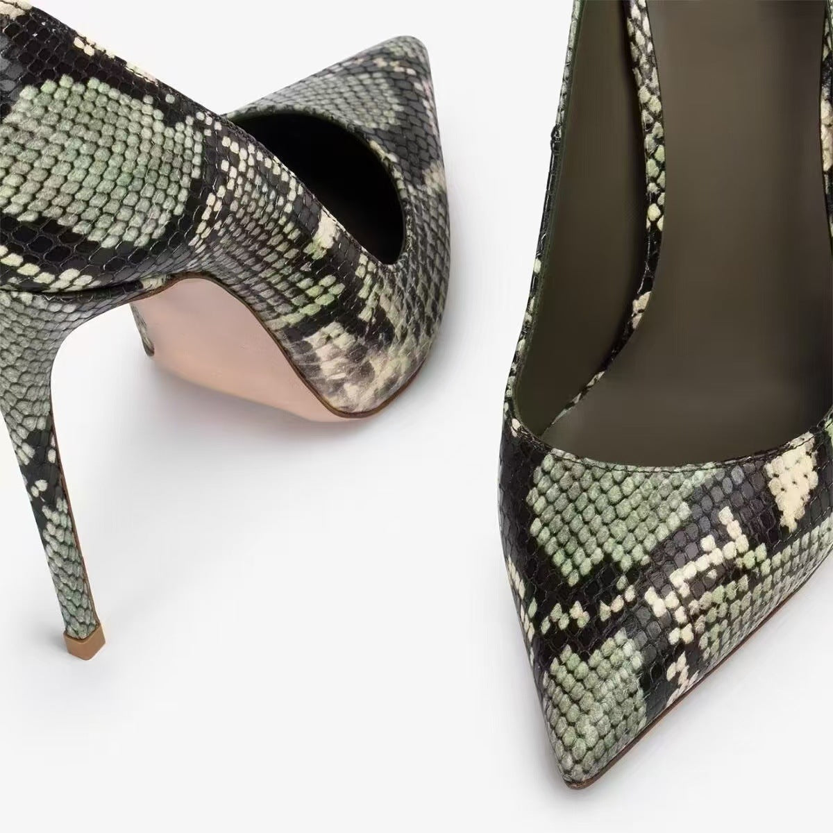 Femme Spitz-Zehen High-Heeled Python-Print Pumps R&B