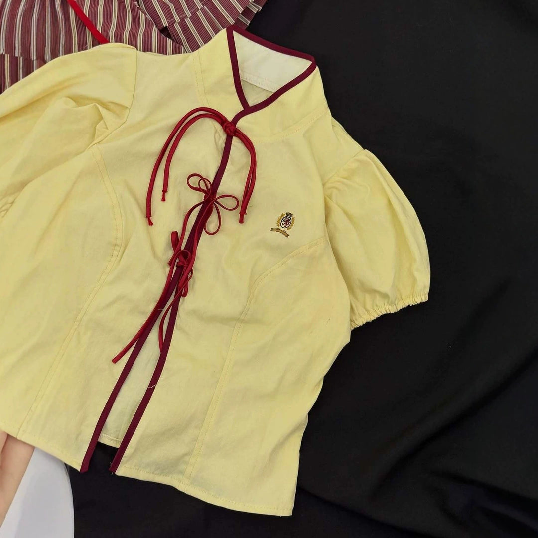 Damen Modische Bluse mit hochgeschlossenem Kragen und dekorativen Rüschen R&B