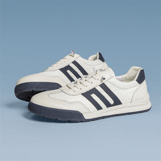 Damen Sportliche Sneakers mit atmungsaktiver Oberflächenstruktur und robustem Design R&B