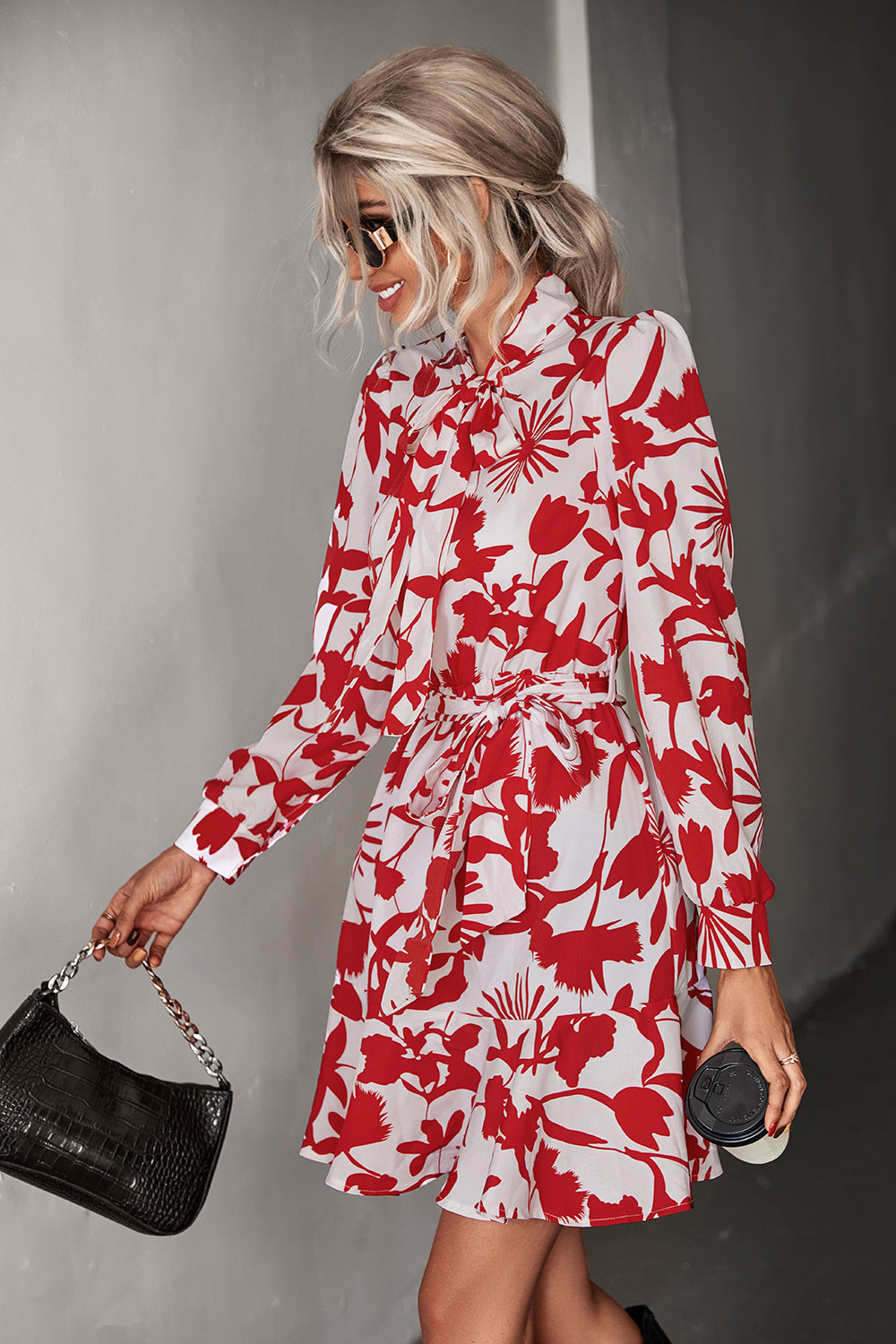 Damen Kleid mit hochgeschlossenem Kragen und modischem Blumendruck R&B