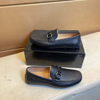 Damen Mokassin mit stilvollem Zierdetail aus hochwertigem Leder R&B