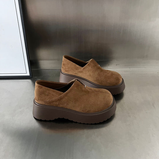Damen elegante Slip-On Sneaker mit einem bequemen Plateau und hochwertiger Wildleder-Oberfläche R&B