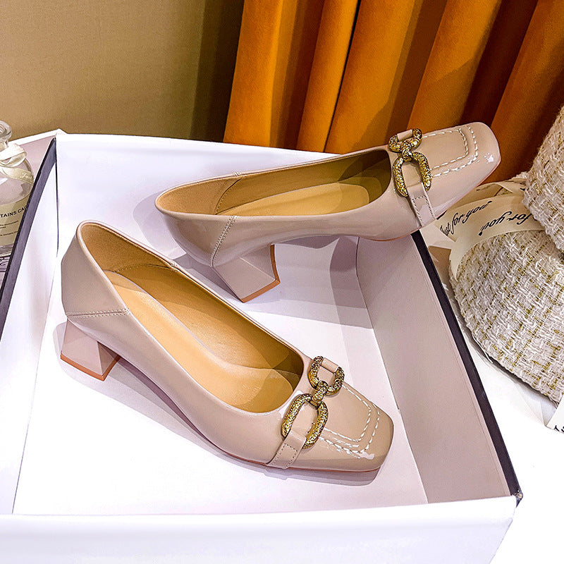 Damen Komfortable Blockabsatz-Pumps mit elegantem Riemendetail