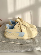 Damen Sneaker mit modischen Akzenten und rutschfester Sohle