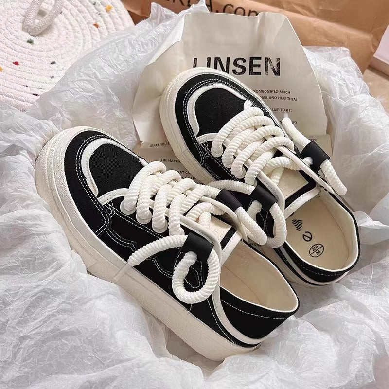 Damen Sportliche Sneakers im minimalistischen Design mit komfortabler Gummisohle R&B
