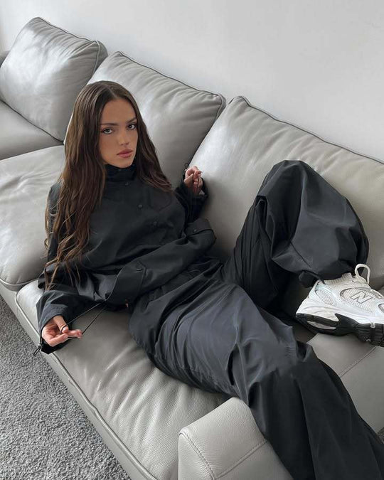 Damen winddichte Technikjacke mit Kapuze und verstellbaren Bündchen R&B