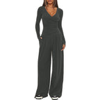 Damen Eleganter Wickel-Jumpsuit mit weitem Bein und modischen Details EB