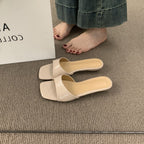 Damen Komfortable Slipper mit breitem Riemen und leichtem Absatz R&B