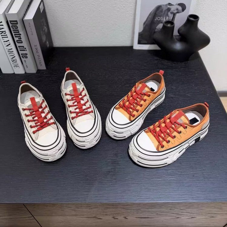 Damen Plattform-Sneaker mit einzigartigem Design und innovativer Schnürung R&B