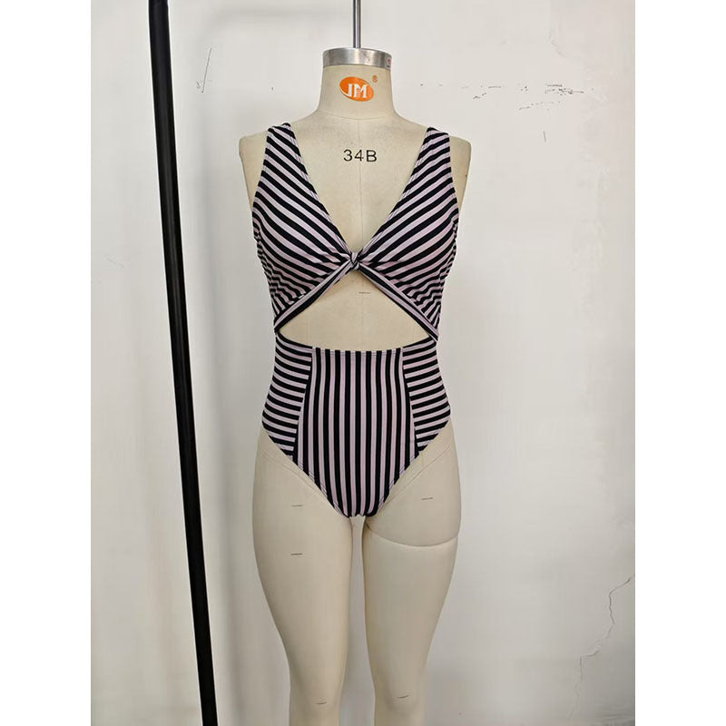 Damen Hochgeschnittener Badeanzug mit Wickeldetail R&B