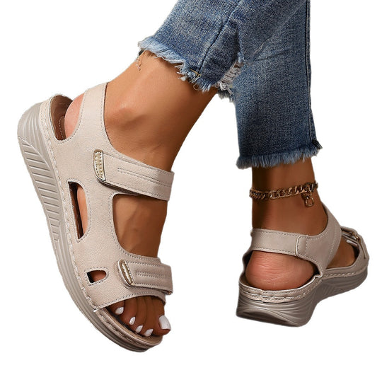 Damen Bequeme Sandalen mit verstellbaren Riemen und anatomisch geformtem Fußbett R&B