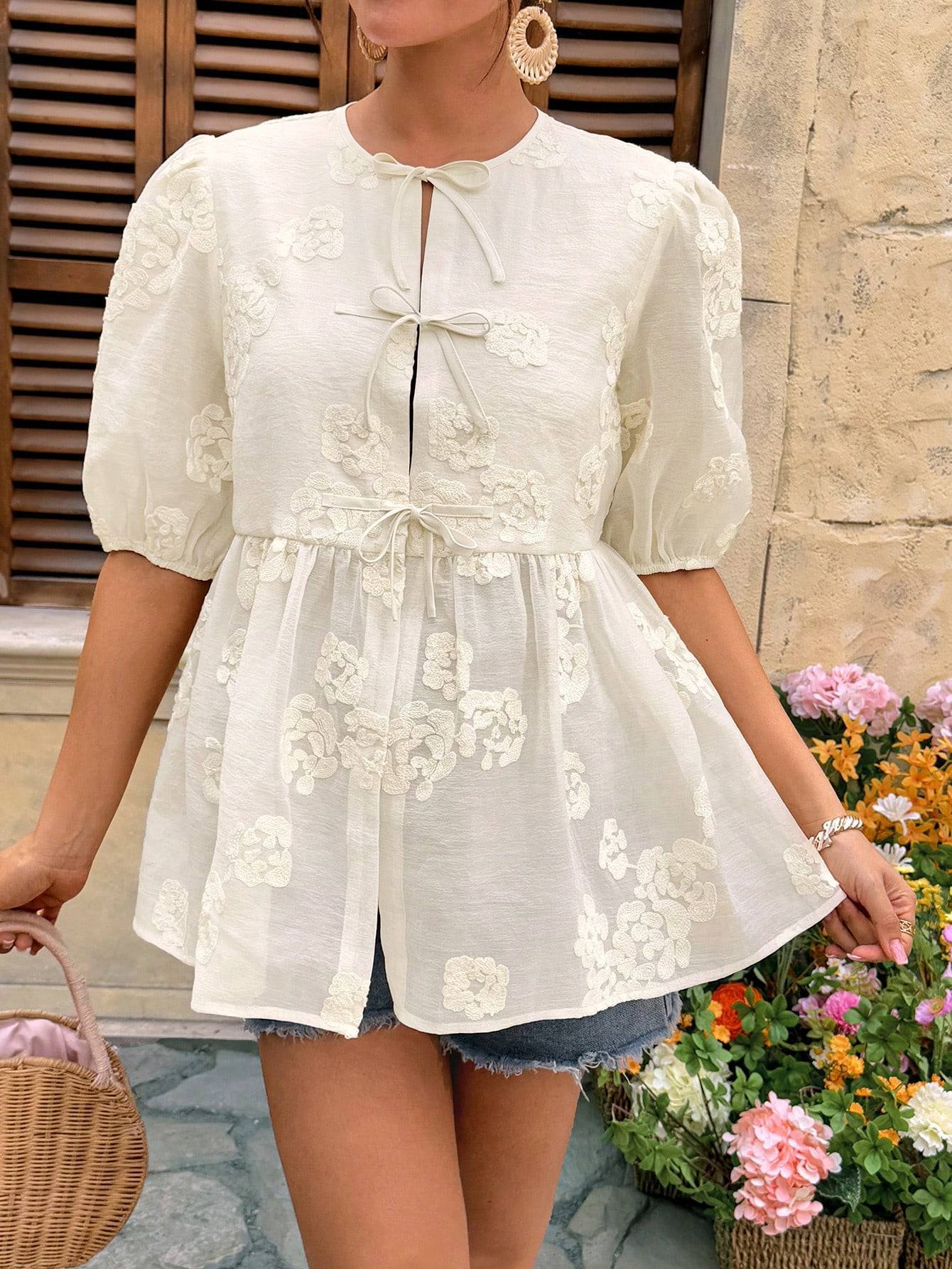 Damen verspieltes Oberteil mit floralen Details R&B