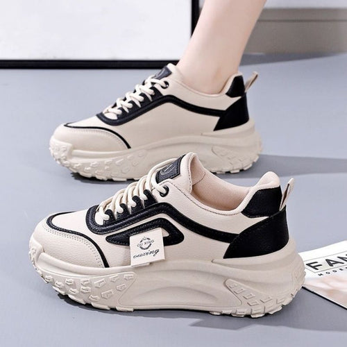 Damen Sportliche Sneakers mit dynamischer Sohle und modernem Design R&B