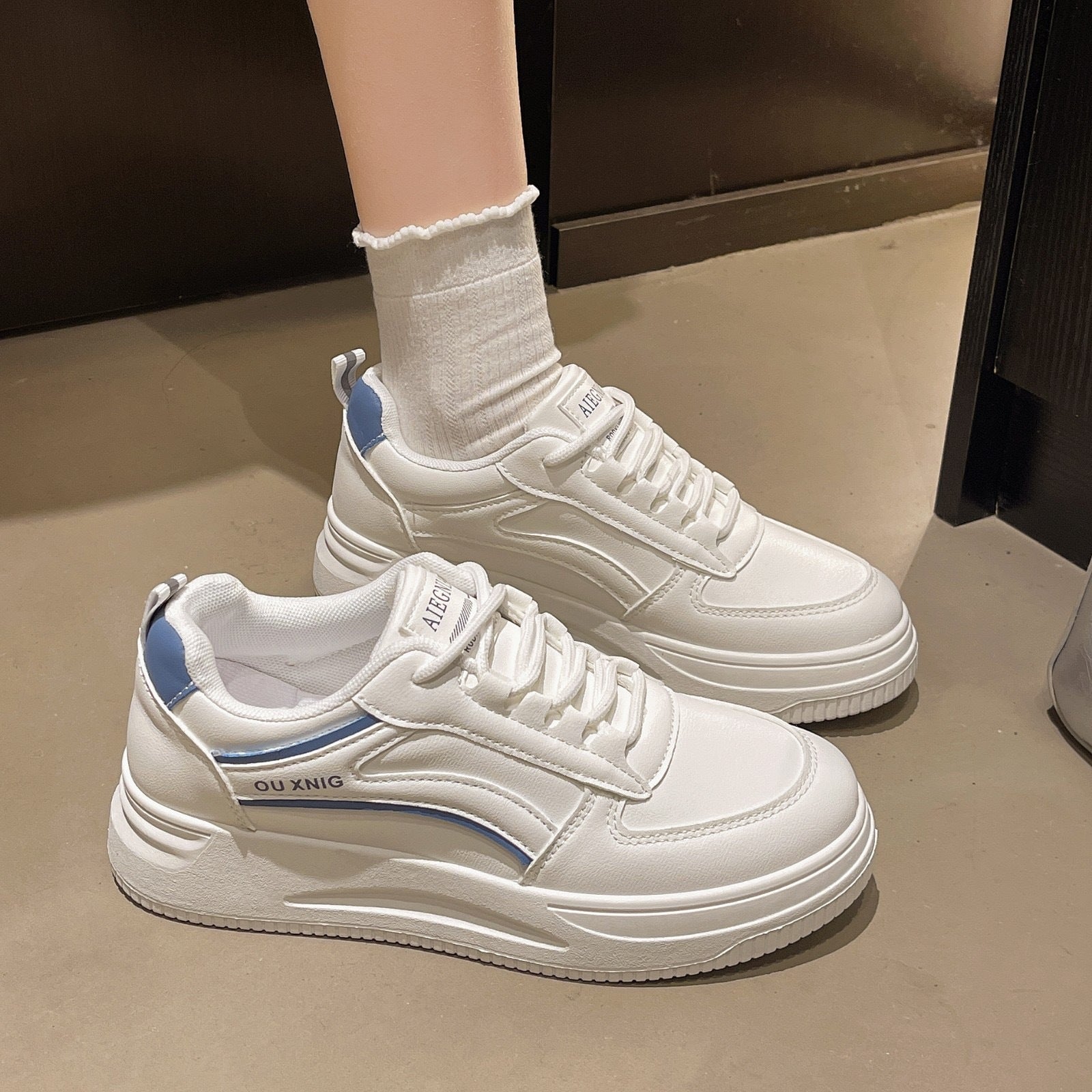 Damen Modische und bequeme Sneaker mit Plateau-Sohle R&B