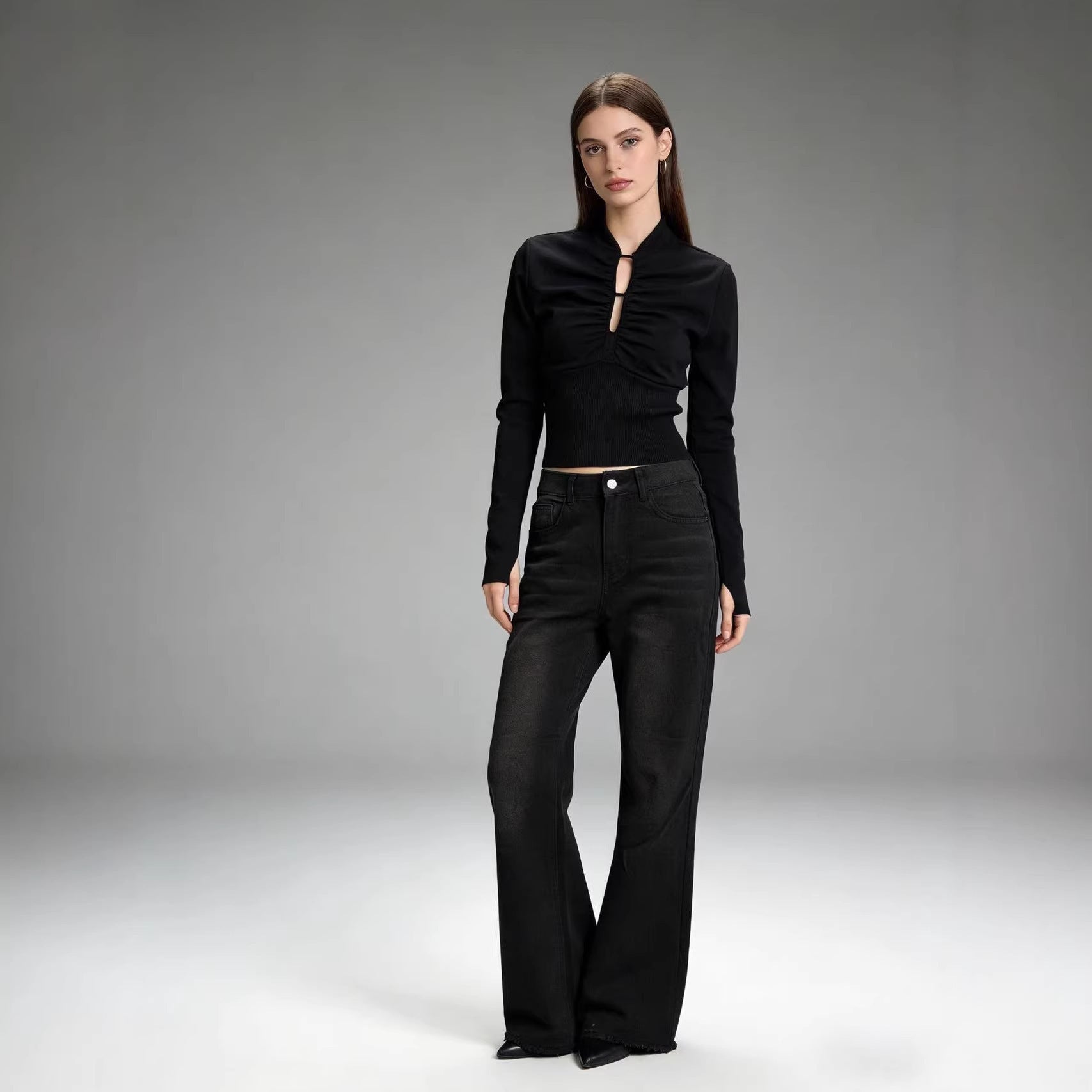 Damen Flared Jeans mit fransigem Saum und hohem Bund