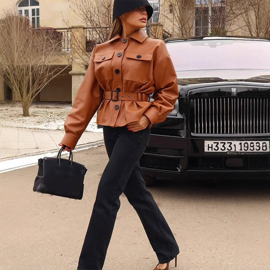 Damen modische Kunstlederjacke mit tailliertem Schnitt und Gürtel R&B