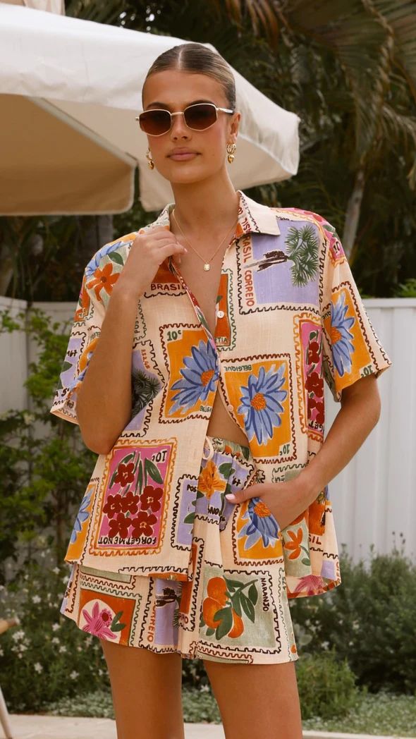 Damen Kurzarm-Hemd mit passender Shorts im floralem Design R&B