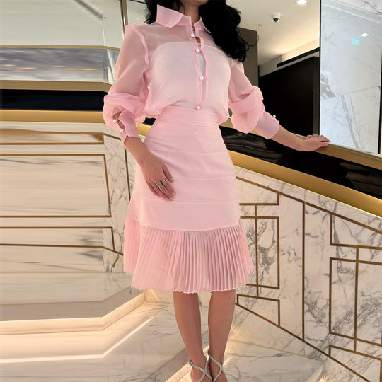 Damen Blusenkleid mit transparenten Ärmeln und Plissee-Rock R&B