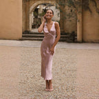 Damen Satin-Maxikleid mit tiefem V-Ausschnitt und eleganten Trägern R&B