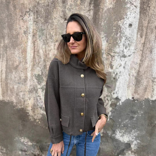Damen Kurze Jacke mit dekorativen Knöpfen und praktischen Taschen R&B