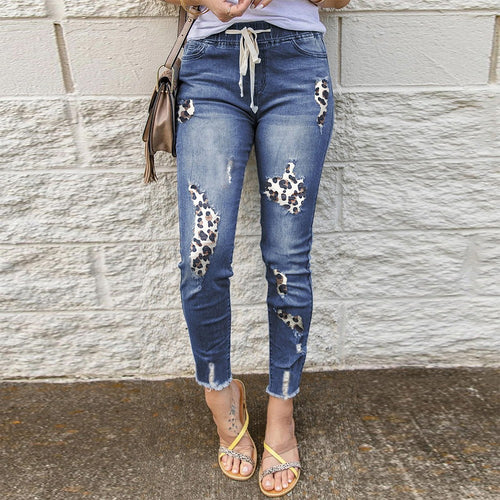 Damen Jeans mit lässigem Leo-Print und Destroyed-Details R&B