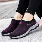 Damen Relaxed Slip-On Sneakers mit atmungsaktivem Strickoberteil und rutschfester Sohle R&B