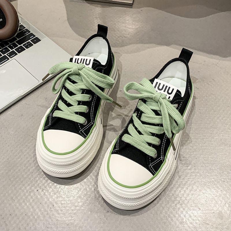 Damen Canvas Sneakers mit kontrastierenden Details und bequemen Schnürsenkeln R&B