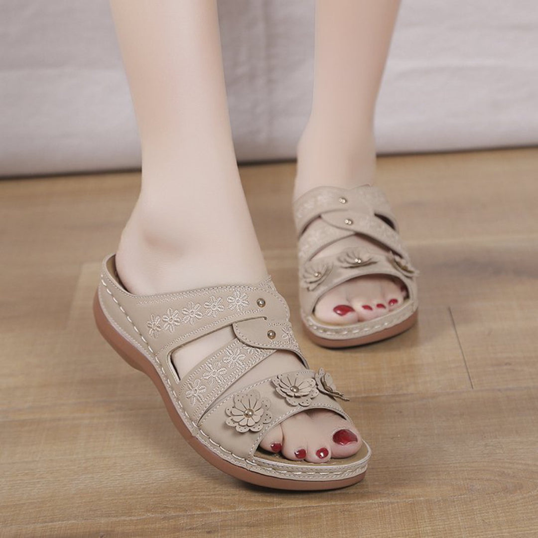 Damen elegante und bequeme Pantolette mit floralen Applikationen R&B