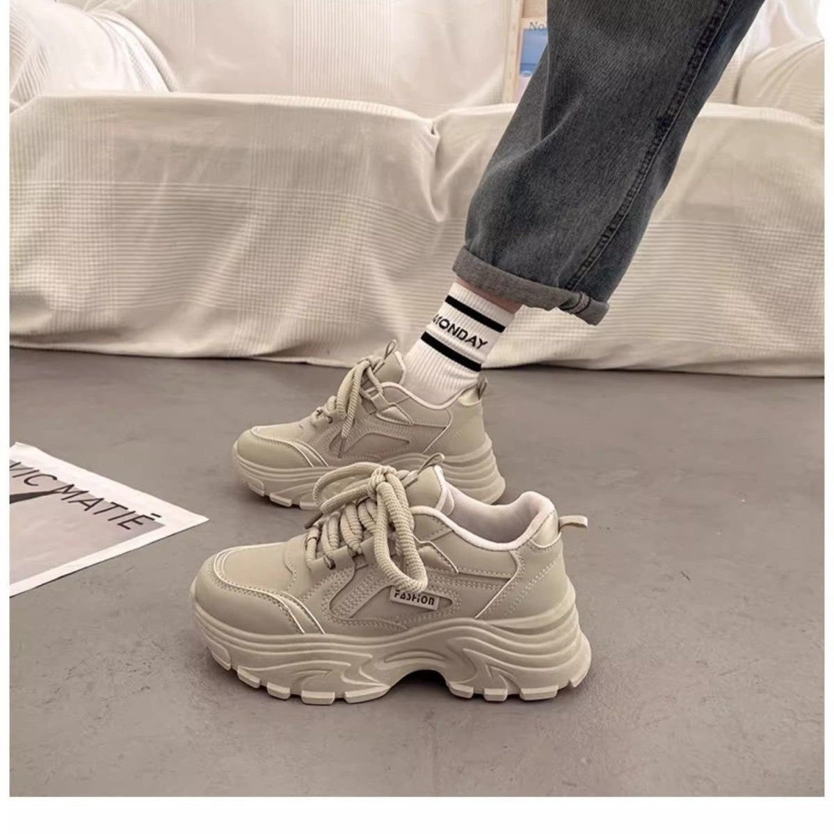 Damen Sportliche Sneakers mit robustem Profil und bequemer Dämpfung