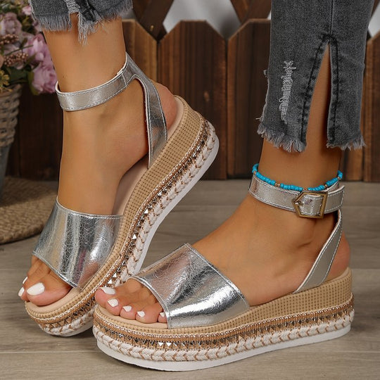 Damen Riemensandalen mit modischer Schmuckverzierung und Plateau-Rand R&B