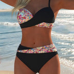 Damen Bandeau-Bikini mit hoch taillierten Höschen und lR&Bhaftem Paisleymuster R&B