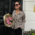 Damen Modische Bluse mit Leopardenmuster und Rüschenärmeln R&B