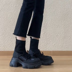 Damen sportive Plattform-Sneaker mit innovativem Sohlenprofil und atmungsaktiver Mesh-Oberfläche R&B