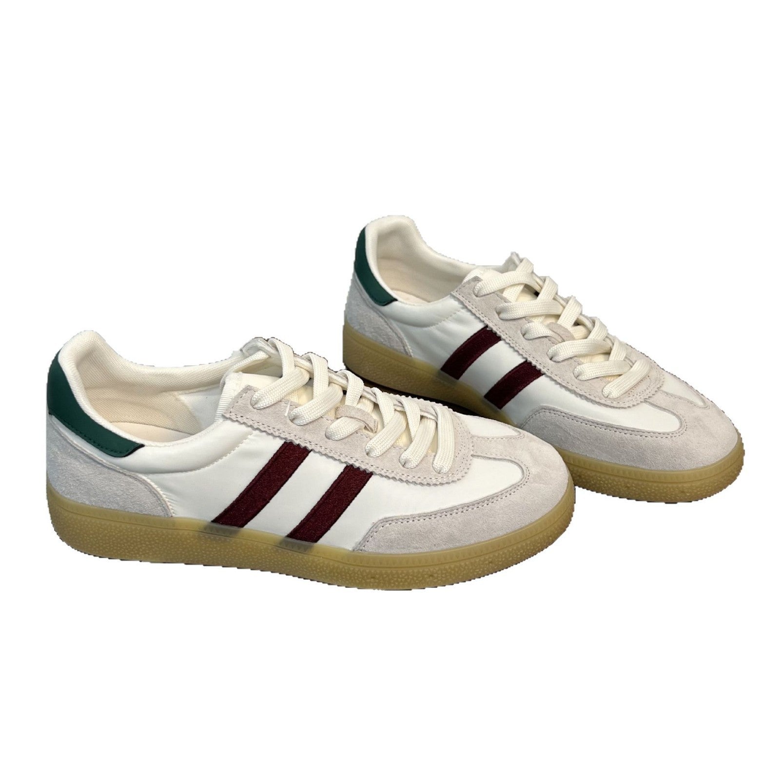 Damen Retro-Inspirierte Sneakers mit modischem Veloursleder und sportlichen Akzenten R&B