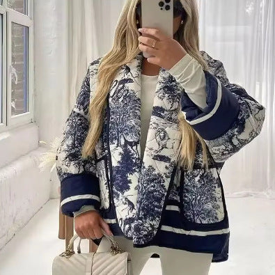 Damen leichte Steppjacke im botanischen Design mit großen Taschen