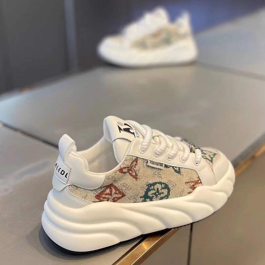 Damen Sneaker mit komfortabler und trendiger Wellensohle