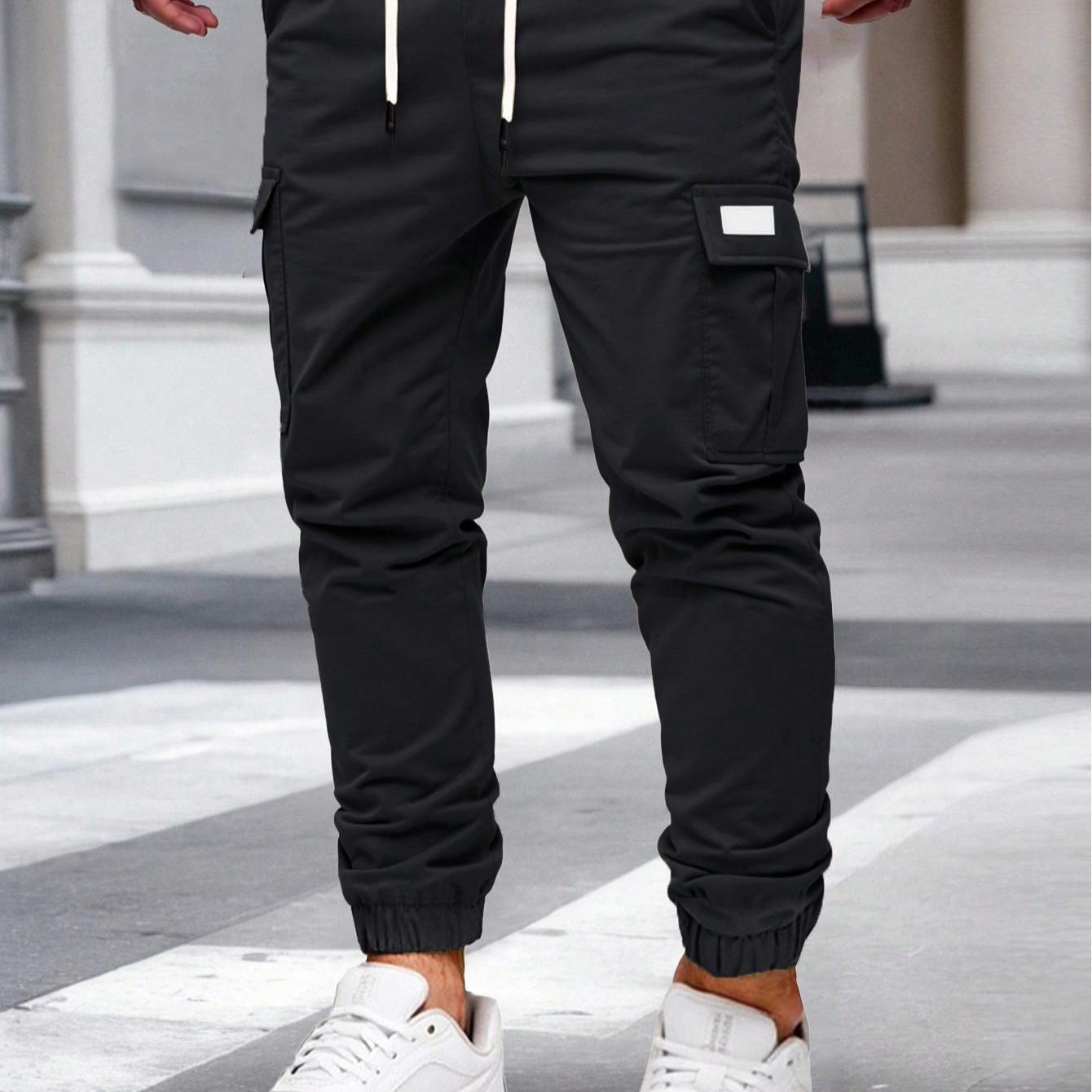Herren Cargo-Hose mit elastischem Bund und multifunktionalen Taschen
