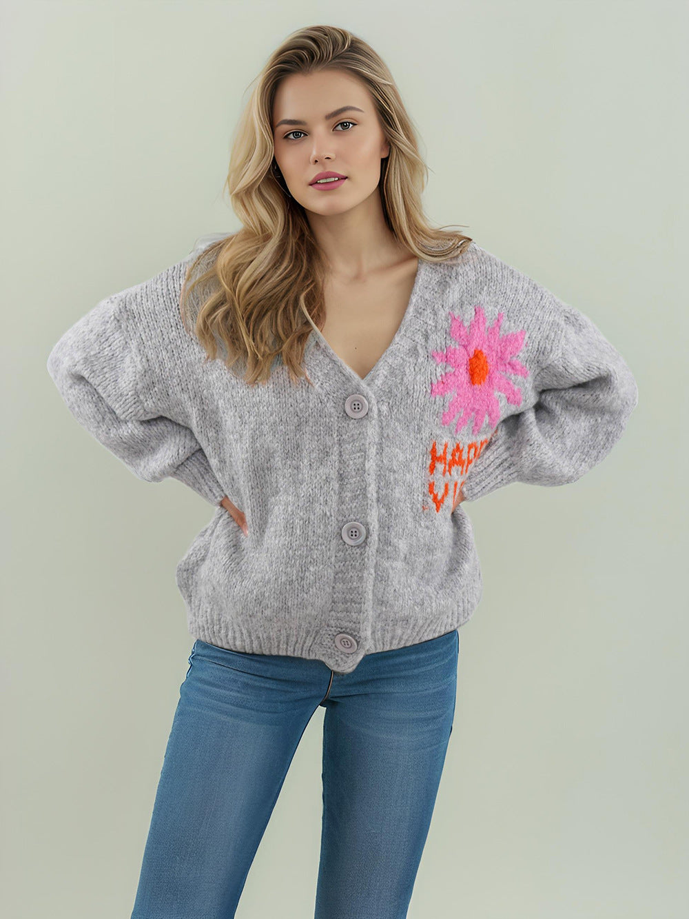 Damen gemütlicher Strickcardigan mit floralem Design und modernen Knopfdetails R&B