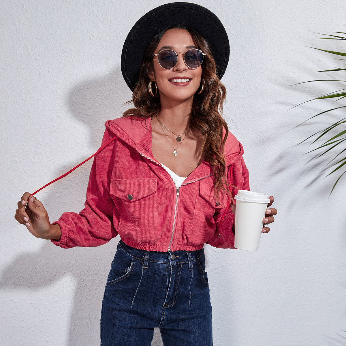 Damen Kurzjacke mit lässigem Schnitt und praktischen Brusttaschen R&B