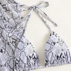 Damen Triangel-Bikini mit schicker Schlangeffekt-Wickelhose