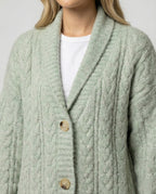Damen gemütliche Langstrickjacke mit softem Flauschgarn, extrabreiter Silhouette und dekorativer Knopfleiste R&B