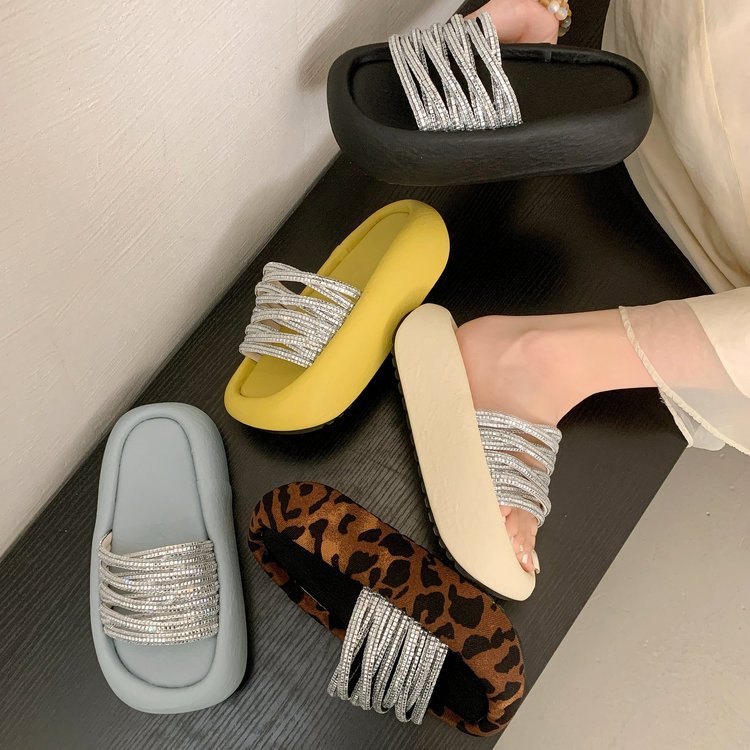 Damen modische Clogs mit eleganter Glitzerapplikation und bequemer Sohle R&B