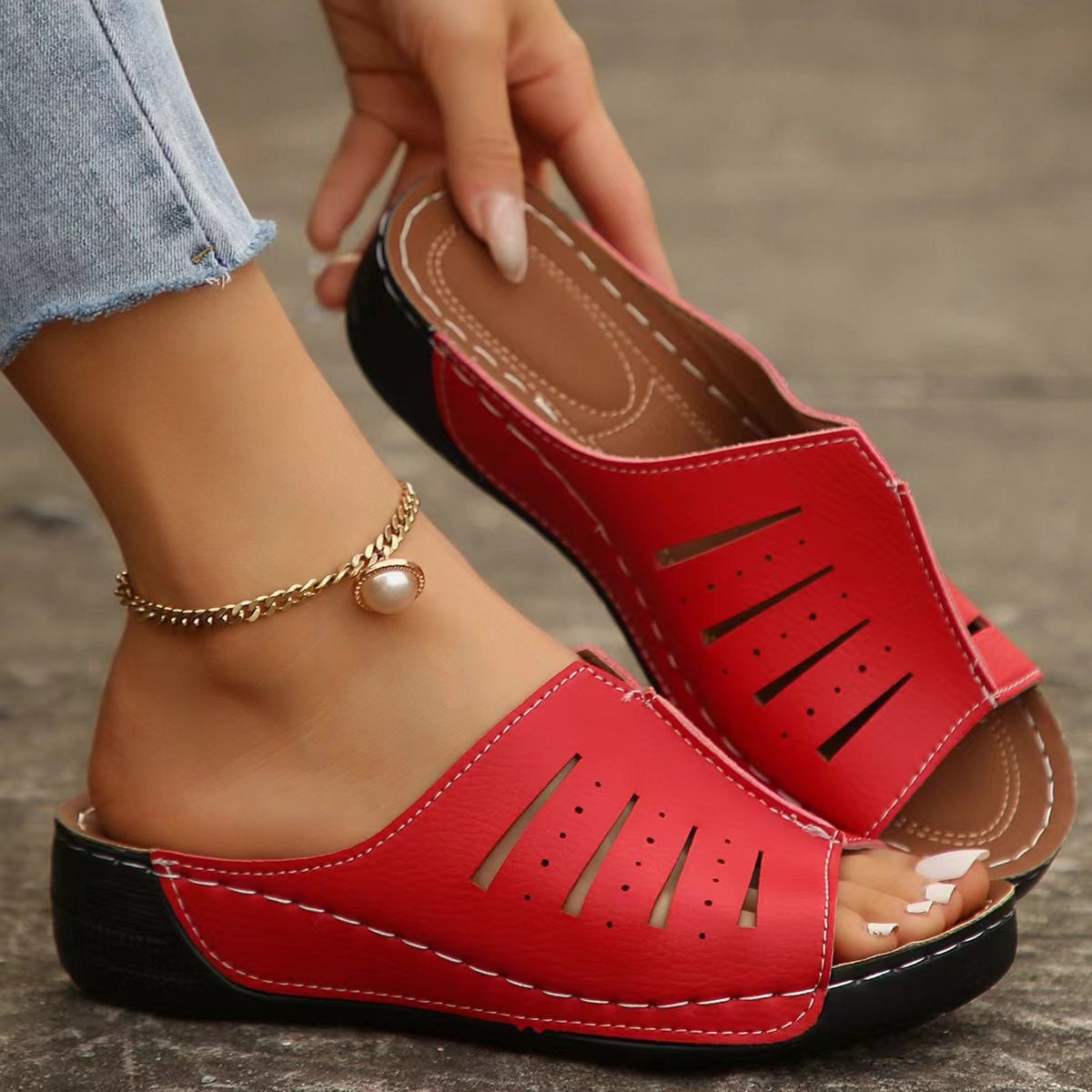 Damen Komfort-Sandalen mit durchbrochenem Obermaterial und rutschfester Sohle R&B
