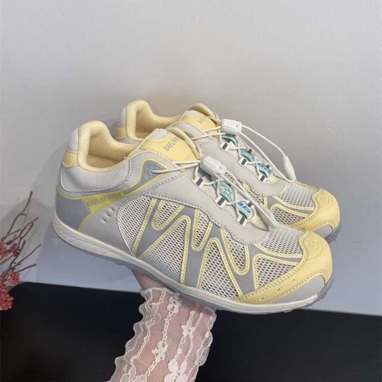 Damen athletische Laufschuhe mit atmungsaktiver Mesh-Oberfläche und innovativem Schnürsystem R&B